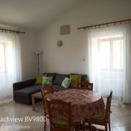 Vodaric Loznati Cres