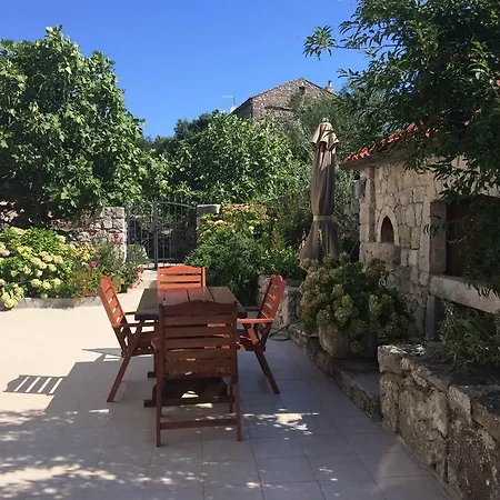 Apartment Vodaric Loznati Cres