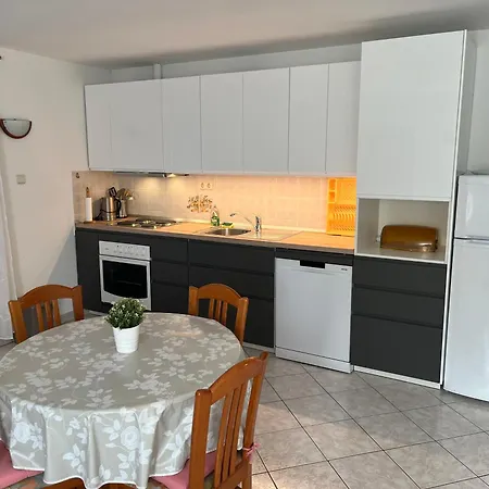 Apartment Vodaric Loznati Cres