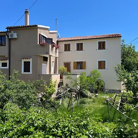 Vodaric Loznati * Cres